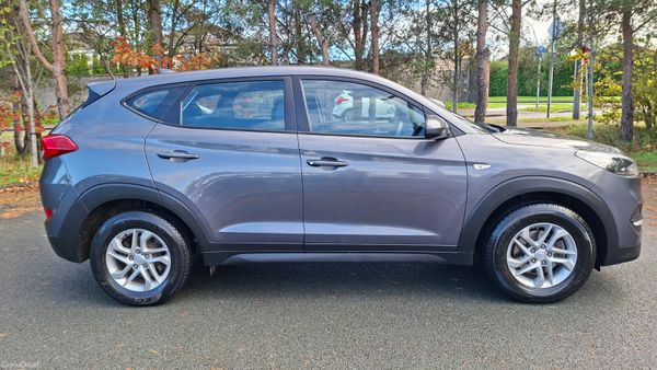 2017 Hyundai TUCSON  1.7 CRDI 400428036
