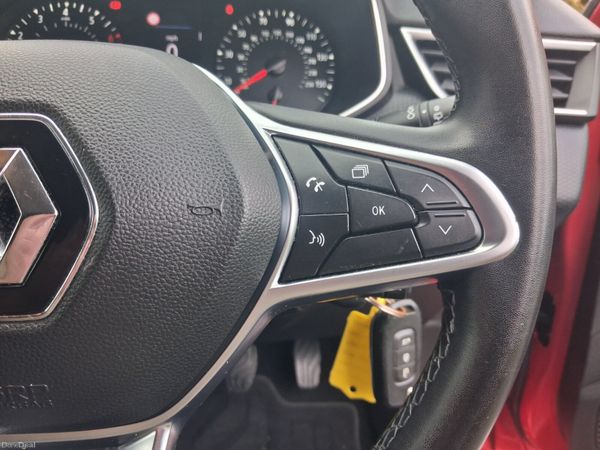 202 Renault Clio 1.0L Play Tce New Model... 400437394