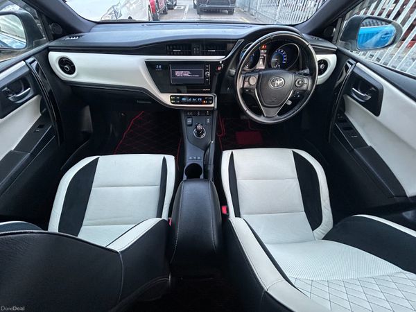 2017 Toyota Auris G Package 400563354