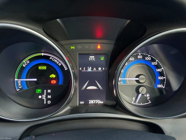 2017 Toyota Auris G Package 400563360