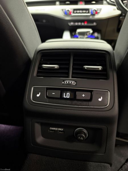 2022 Audi A4 40TDI Quattro Sline - Black edition! 400565490