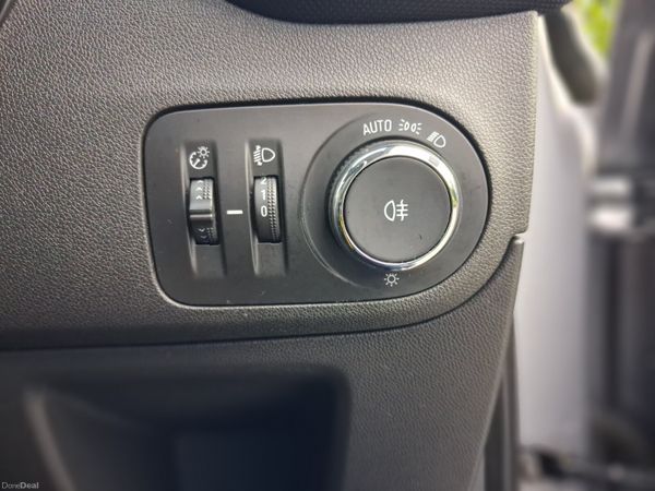 222 Opel Crossland 1.5 Diesel 400568274