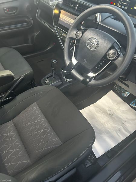 2019 Toyota Aqua Full Option 400509498