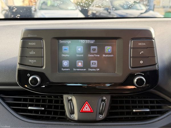 Hyundai i30 DELUXE 400517502