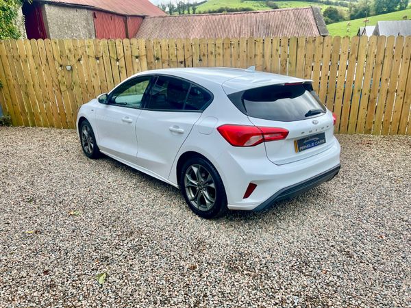 Ford Focus 2020 st line 400527350