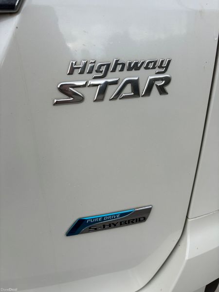 2017 Nissan Serena 2.0 S-Hybrid LOW KMS 8 SEATS 400536186
