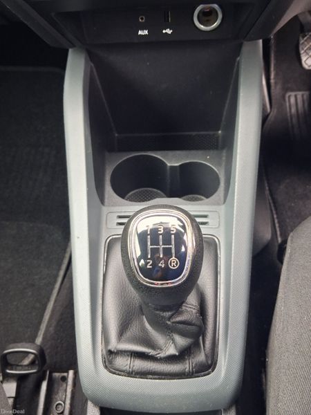 172 Skoda Fabia 1.0 Petrol Low Klms 400660274