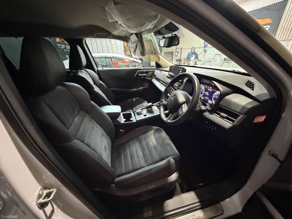2023 Mitsubishi Outlander 2.4 Plug in hybrid 400633898