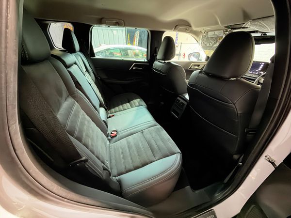 2023 Mitsubishi Outlander 2.4 Plug in hybrid 400633904