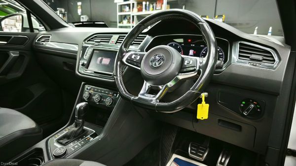 VW Tiguan R-Line 2017 AA Approved 1 Year Warranty 400746730
