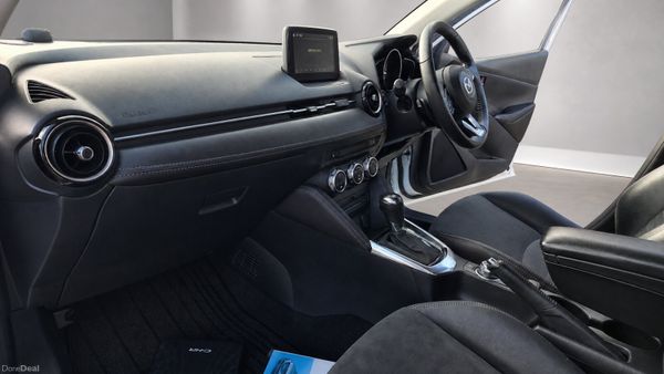 MAZDA DEMIO 1.5L Diesel Leather Interior 400747046