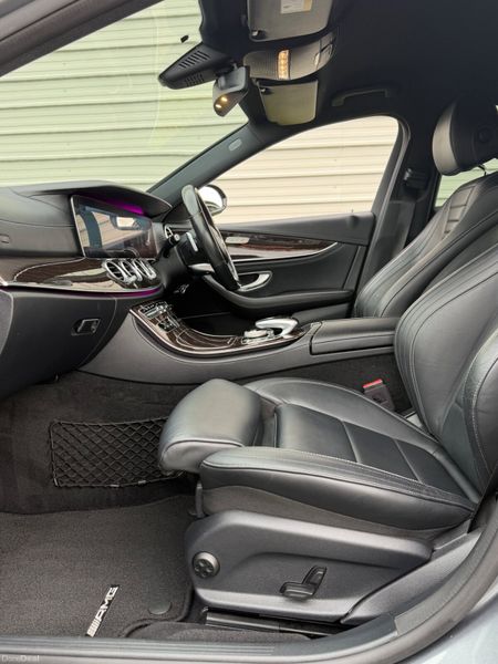 Mercedes-Benz E220d AMG 400748372