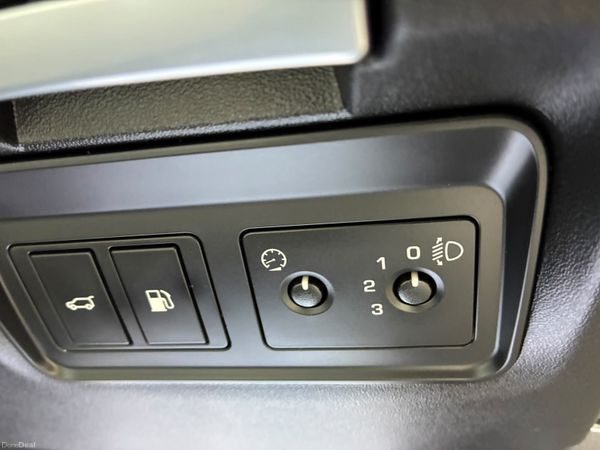 Land Rover Range Rover Evoque 2021 400748318