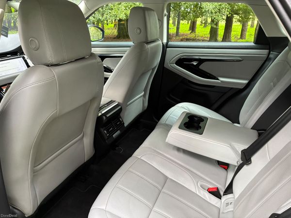 Land Rover Range Rover Evoque 2021 400748326