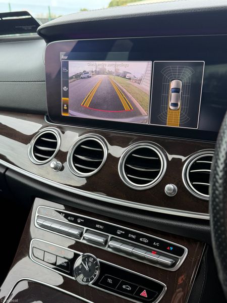 Mercedes-Benz E220d AMG 400748404