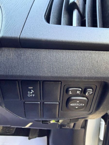 Toyota Prius Hybrid Automatic 400749892