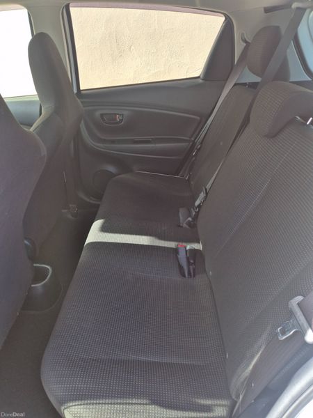 Toyota Vitz 2016 Automatic 400750020