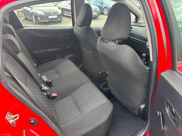 Toyota Yaris 2014 400754062