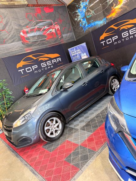 Peugeot 208 2016 400763684