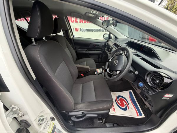 Toyota Aqua 2021 **LowMilage ** 400769768