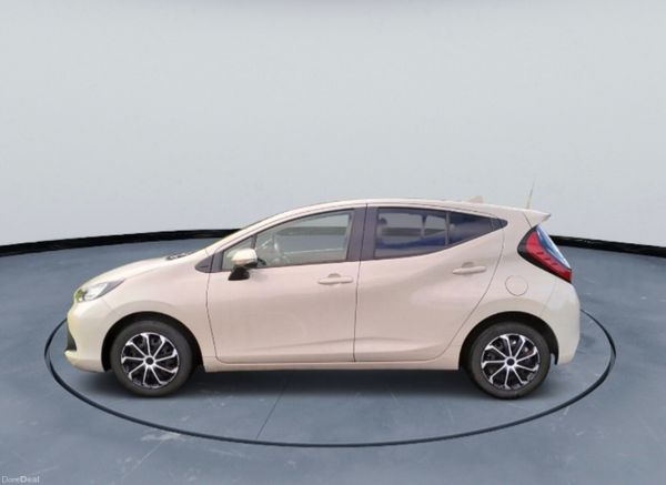 2022 Toyota Aqua ( Prius C ) New Generation Auto 400728406