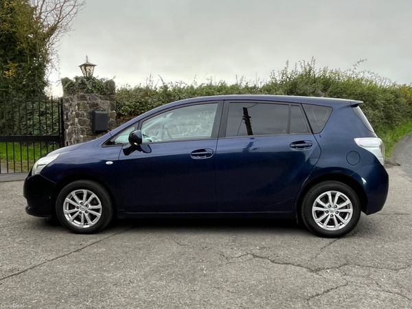 Toyota Verso  1.6 Valvematic Aura. New nct 400735872