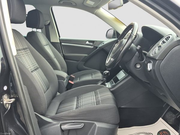 2015 VOLKSWAGEN TIGUAN LOUNGE AUTO *FINANCE* 400845730
