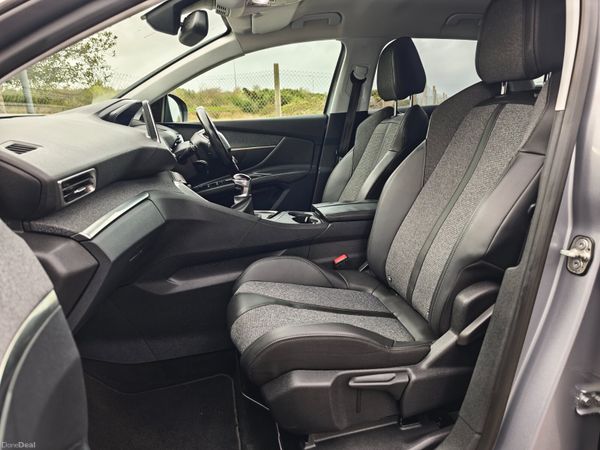 Peugeot 3008 2018 400863042