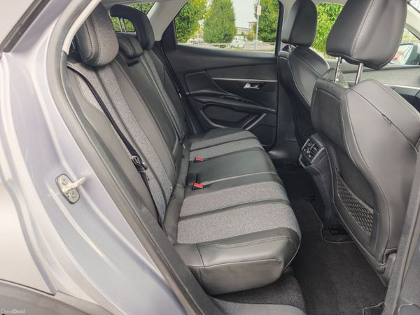 Peugeot 3008 2018 400863044