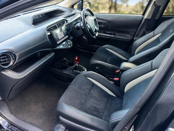 2015 Toyota Aqua Hybrid / GS /Spec Automatic 400826882
