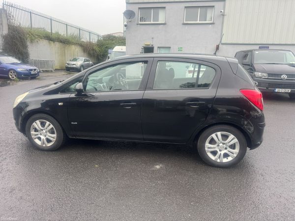 Opel Corsa 2009 400837328