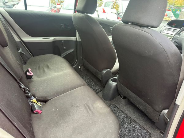 Toyota Yaris 1.0 Petrol NCT TAX LOW KMS 400941644
