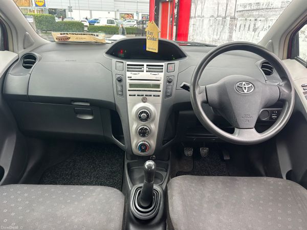 Toyota Yaris 1.0 Petrol NCT TAX LOW KMS 400941636