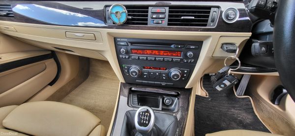 12 BMW 318D.. LOW KM.. CREAM LEATHER.. NCT 01/28 400953436