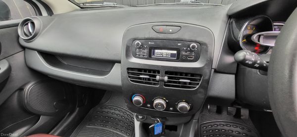 152 CLIO.. NCT 05/27..1 YEAR WARRANTY .. LOW KMS 400955756