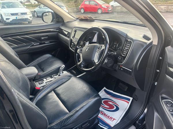 2017 Mitsubishi Outlander  PHEV 4x4 400992532