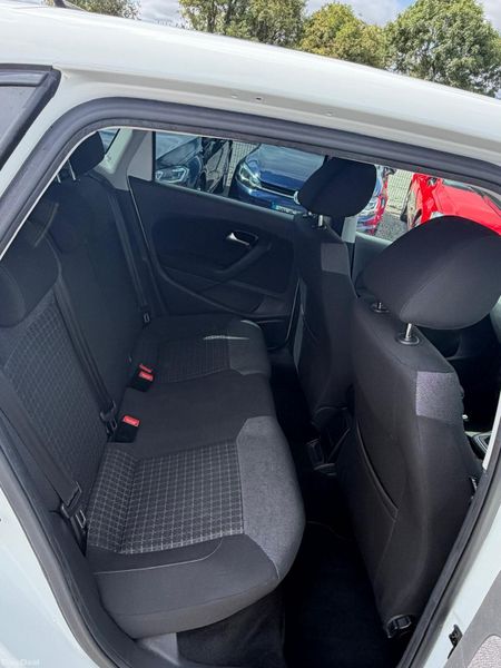 VW Polo 2017 White | 1.2 L Automatic | Low Mileage 400901094