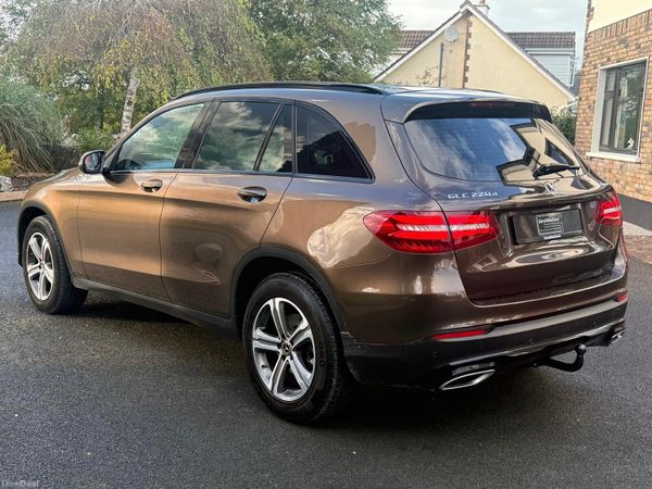 Immaculate 2018 Mercedes-Benz GLC220d 4Matic! 400914762