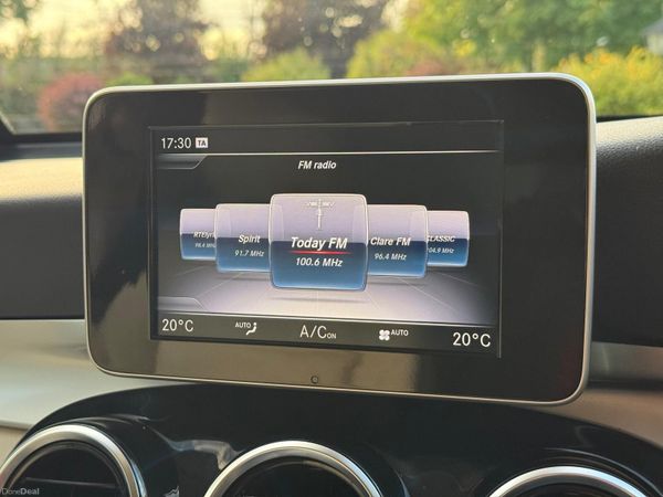 Immaculate 2018 Mercedes-Benz GLC220d 4Matic! 400914786