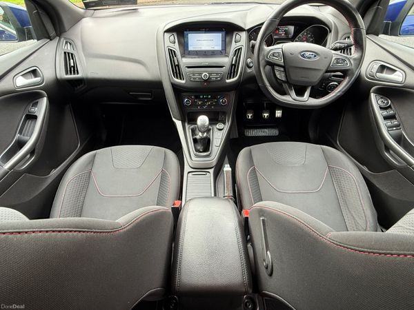 Immaculate 2018 ST Line Ford Focus! 400914912