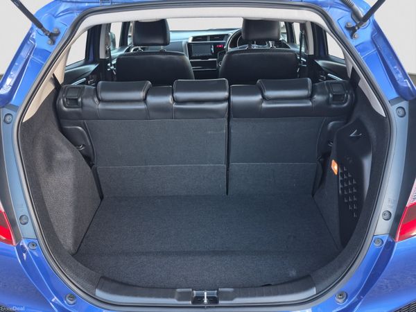 2015 HONDA FIT 1.5 HYBRID  AUTOMATIC *FINANCE* 401051822