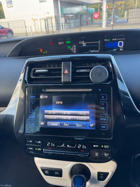 2017 Toyota Prius 1.8 HYBRID LUXURY MODEL 401071302