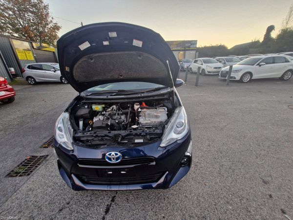 2017 Toyota Aqua 1.5L Hybrid  Automatic Low Miles 401080774