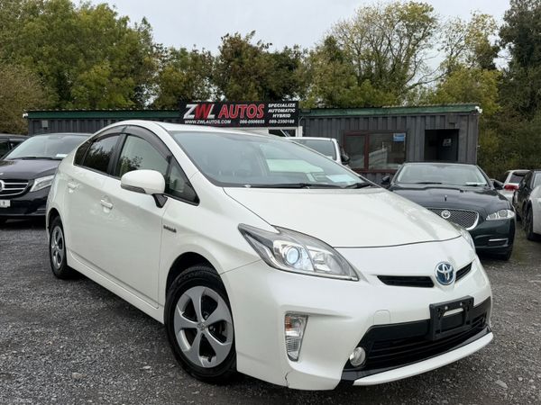 2014 Toyota Prius Hybrid 401091800