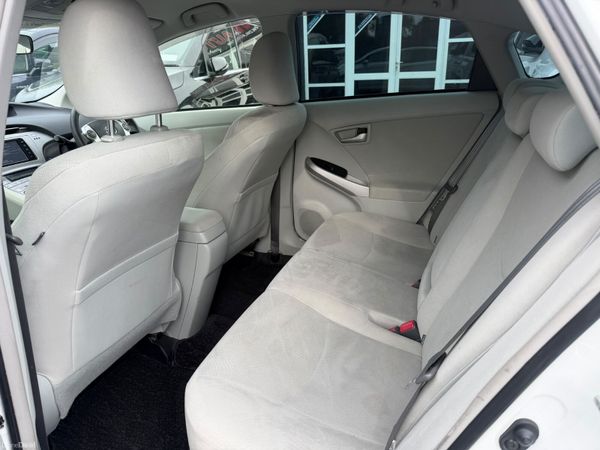 2014 Toyota Prius Hybrid 401091814