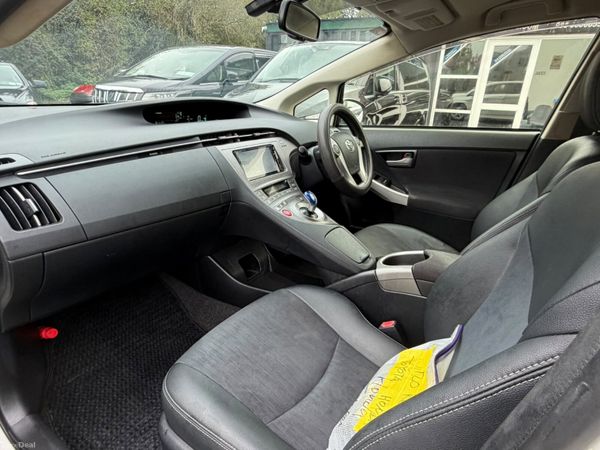 2015 Toyota Prius Hybrid 401092572