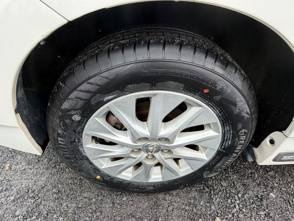 2013 Toyota Prius Plug In Hybrid 401092774