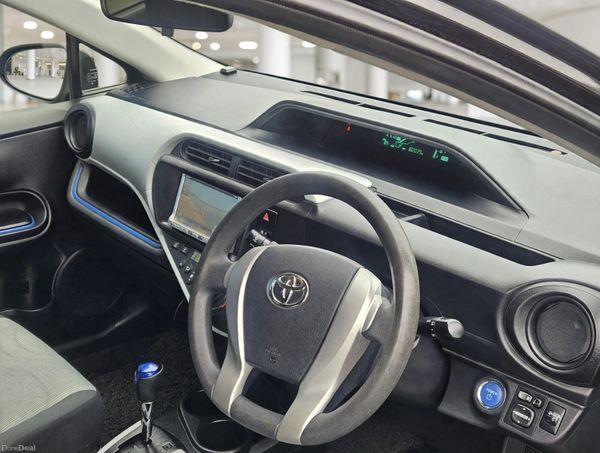 2013 Toyota Aqua Hybrid.Auto 401004480