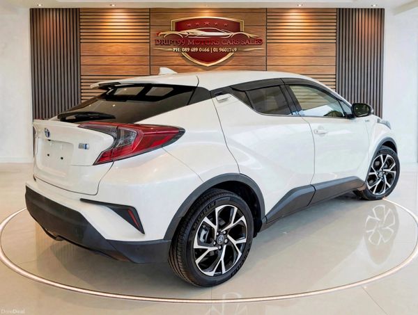 2018 Toyota C-HR Hybrid G leather Spec 401008428