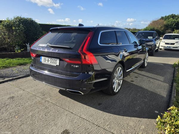 2019 Volvo V90 T8 Plugin Hybrid 401037798